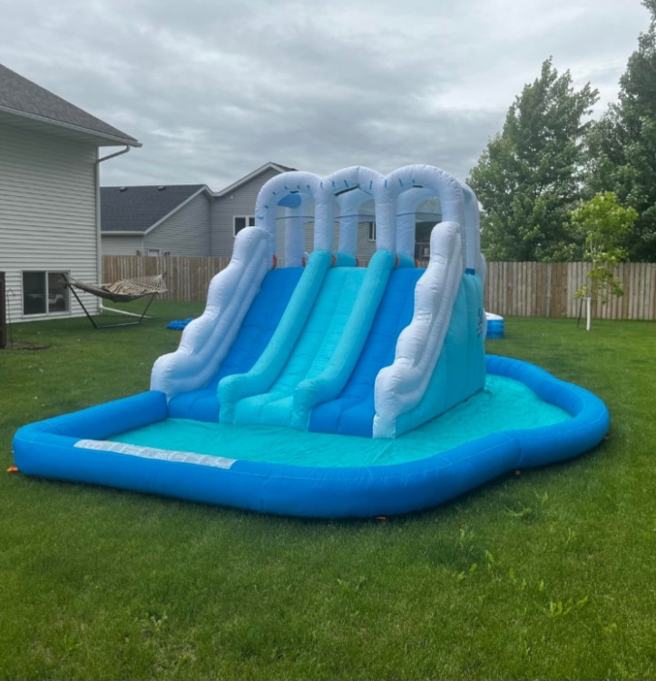 Slide and splash water park